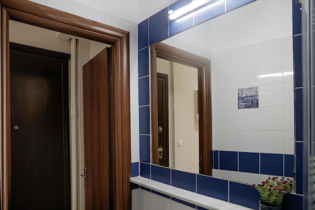 Apartment At Eksarhia Center Athena Bagian luar foto